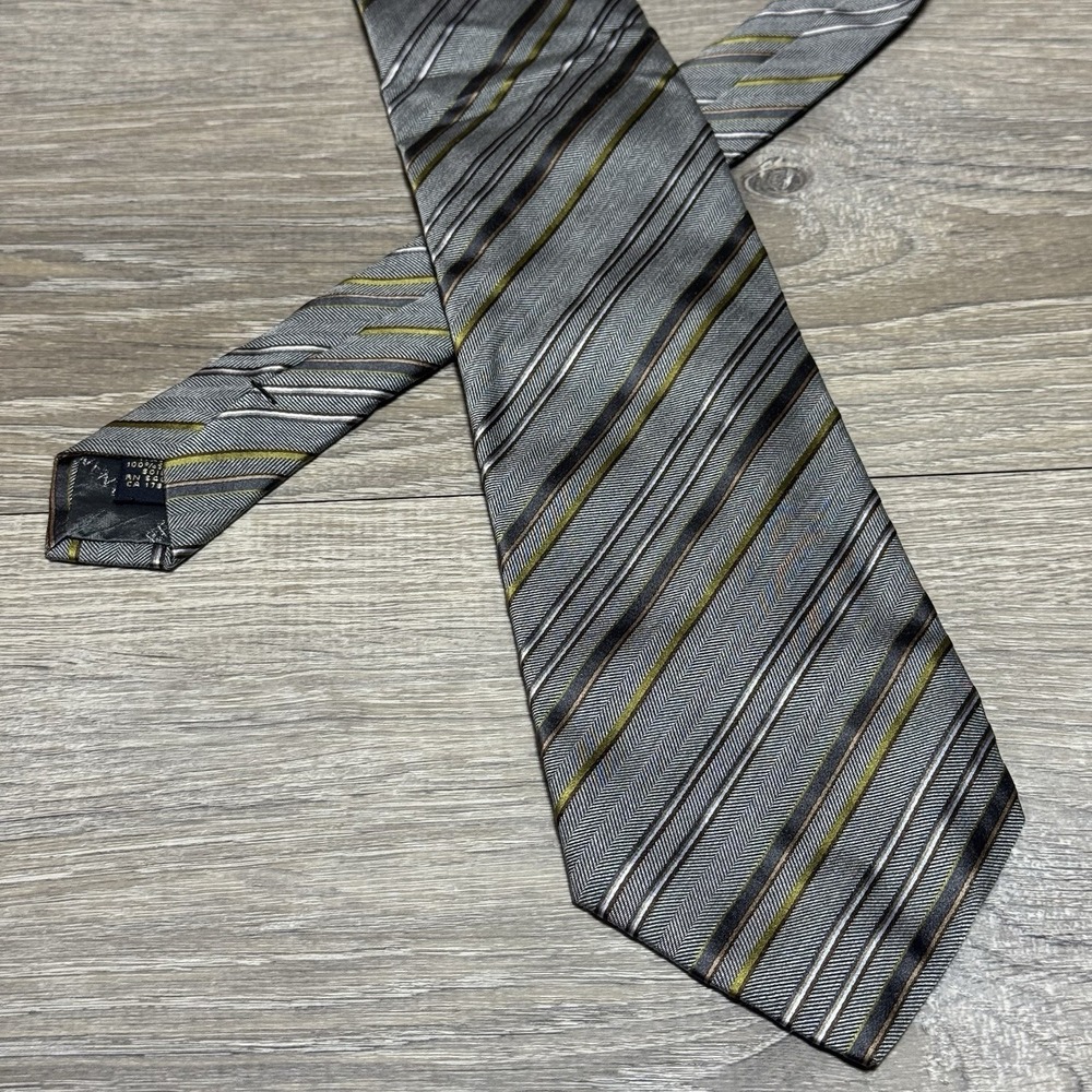 Banana Republic Handmade Luxury 100% Silk Neck‎ Tie for Men Made in Italy 59"L